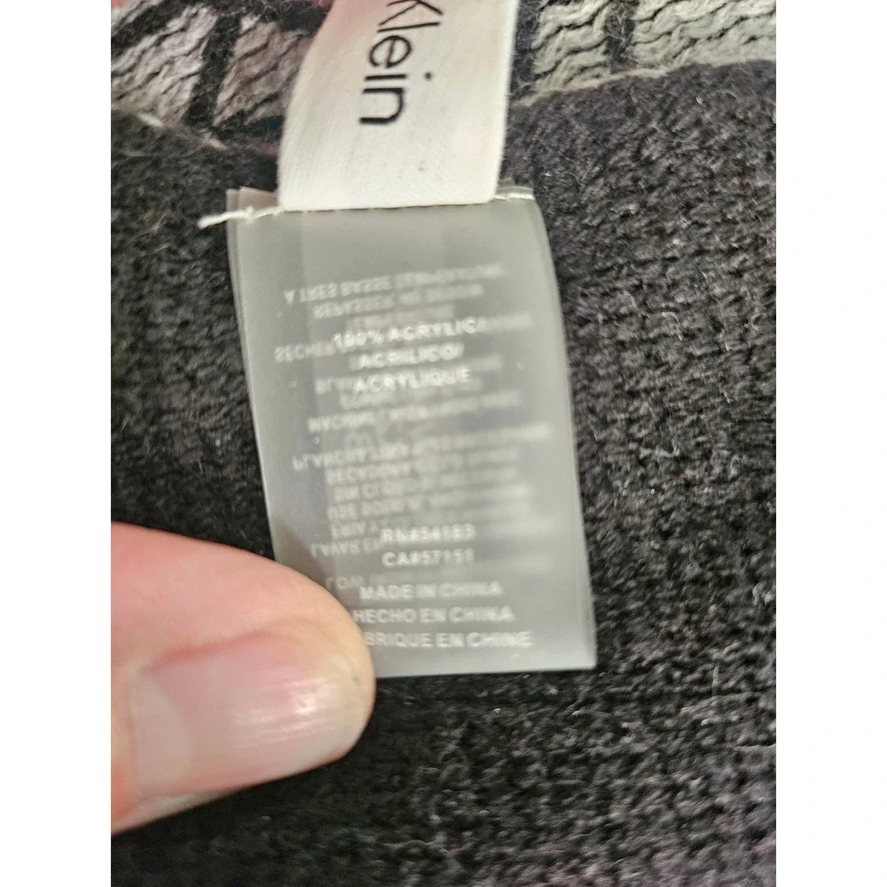 Calvin Klein Scarf Women OS Grey Black Logo Print Knit Fringed CAMWL0033